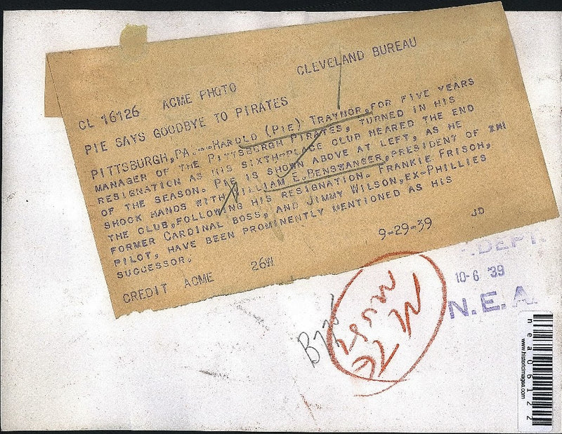 Load image into Gallery viewer, 1939 Press Photo Pie Harold turned his resignation as Pirated Manger fir 5 Years
