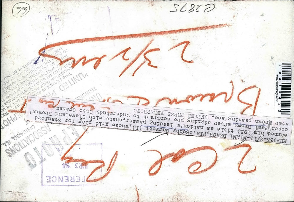 1954 Press Photo Cleveland Brown Bobby Garrett & coach Paul Brown