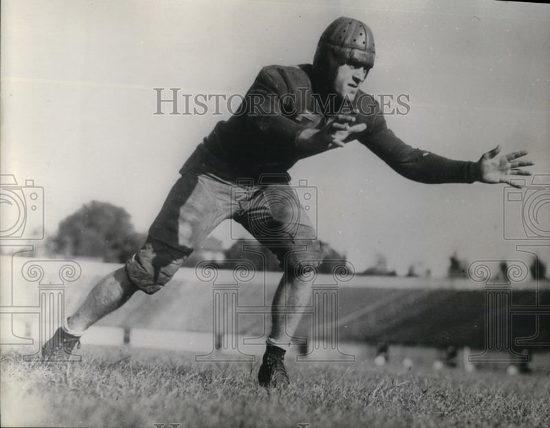 Load image into Gallery viewer, 1935 Press Photo Indiana Football, Charley McDaniel, Tackle - nea13208
