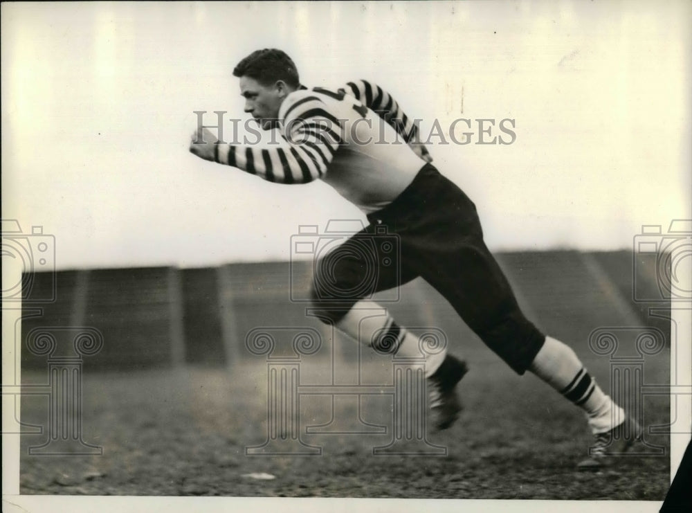 1935 Press Photo Herbert "Zeke" Brown (DE, Catholic University) - nea13358