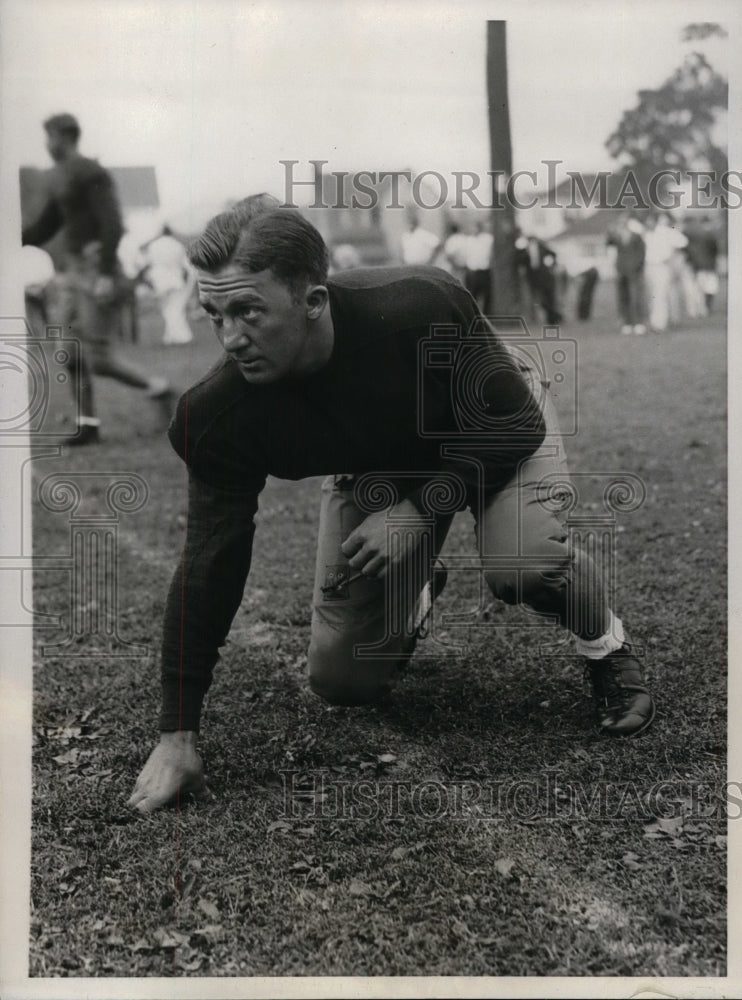 1931 Press Photo Yale Quarterback Carl Sandberg Participates In 1st Workout