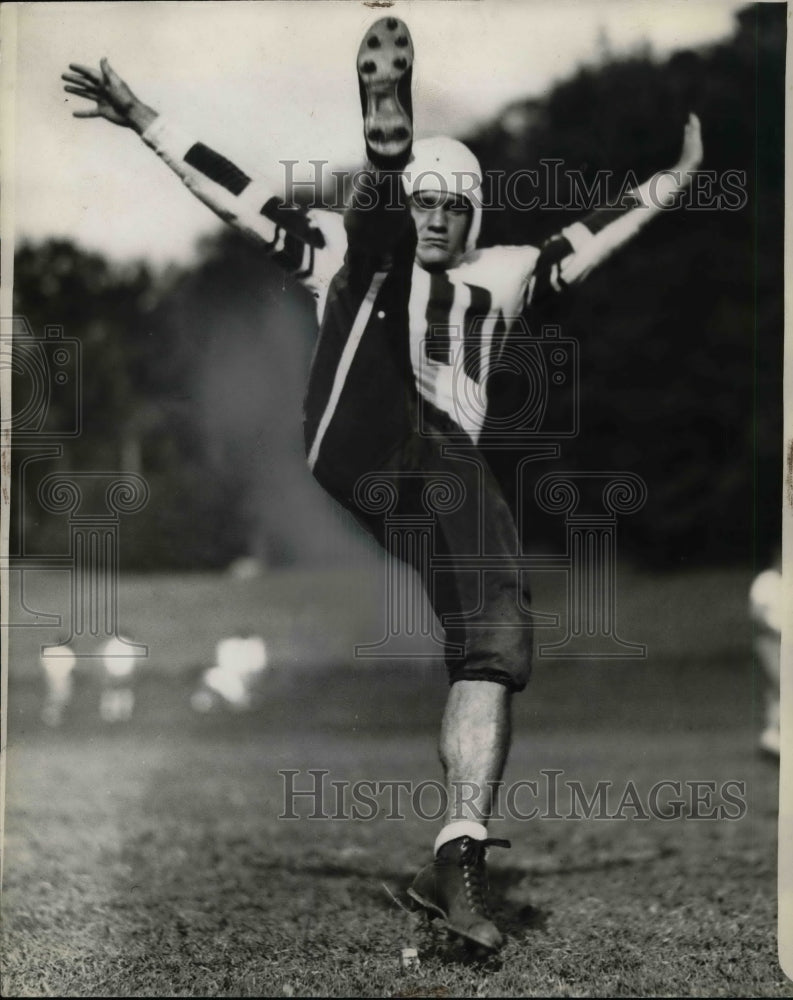 1934 Press Photo Ike Kern, Halfback, Colgate - nea14153