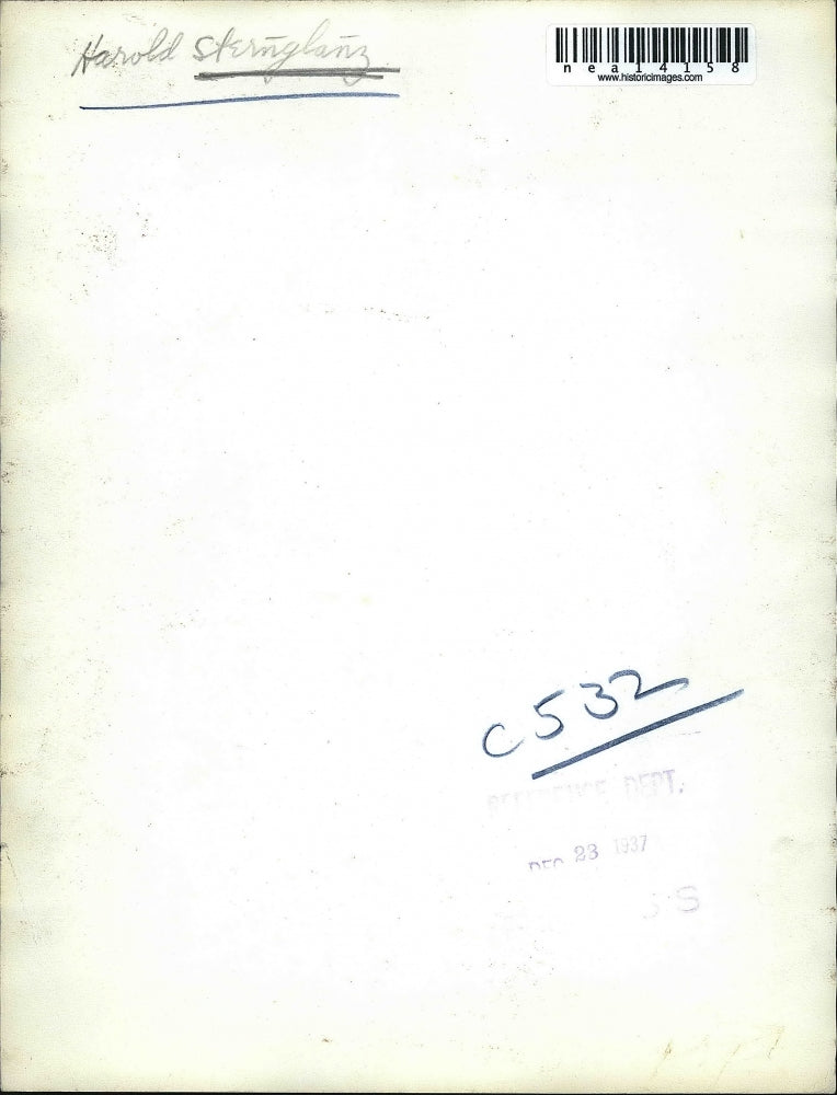 1933 Press Photo Football Player Harold Sternglanz