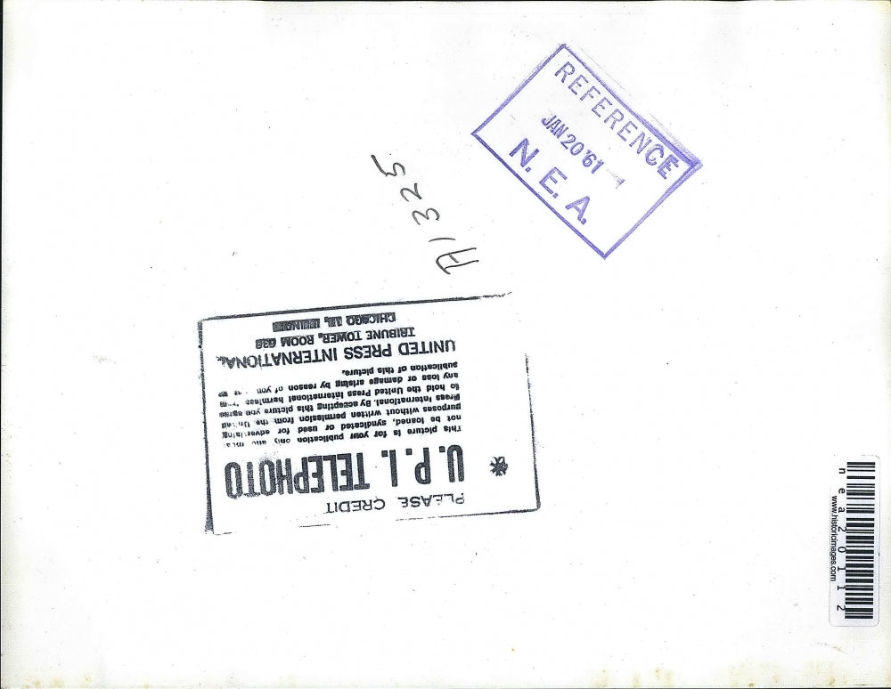 1961 Press Photo Johnny White shows his hair before & after his first haircut