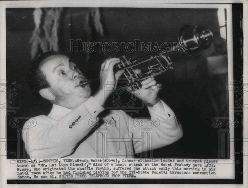 Load image into Gallery viewer, 1955 Press Photo Orchestra leader &amp; trumpeteer Henry Busse
