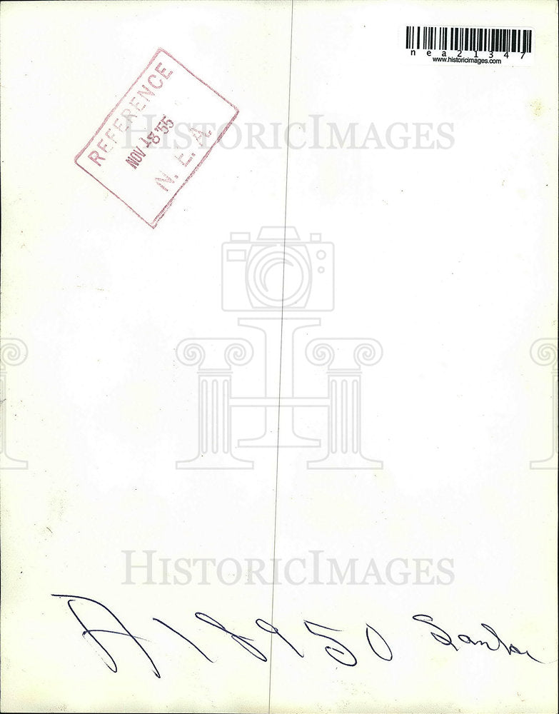 Load image into Gallery viewer, 1955 Press Photo Carmen Lonergan and Santa Claus, Los Angeles - nea21347
