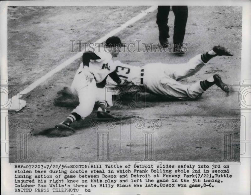 Load image into Gallery viewer, 1956 Press Photo Detroit's Bill Tuttle Against Red Sox - nea24338
