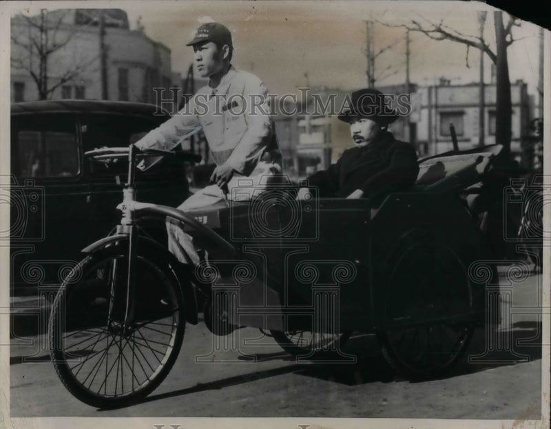 Load image into Gallery viewer, 1941 Press Photo Bicycle with Side Car Popular in Japan - nea24490
