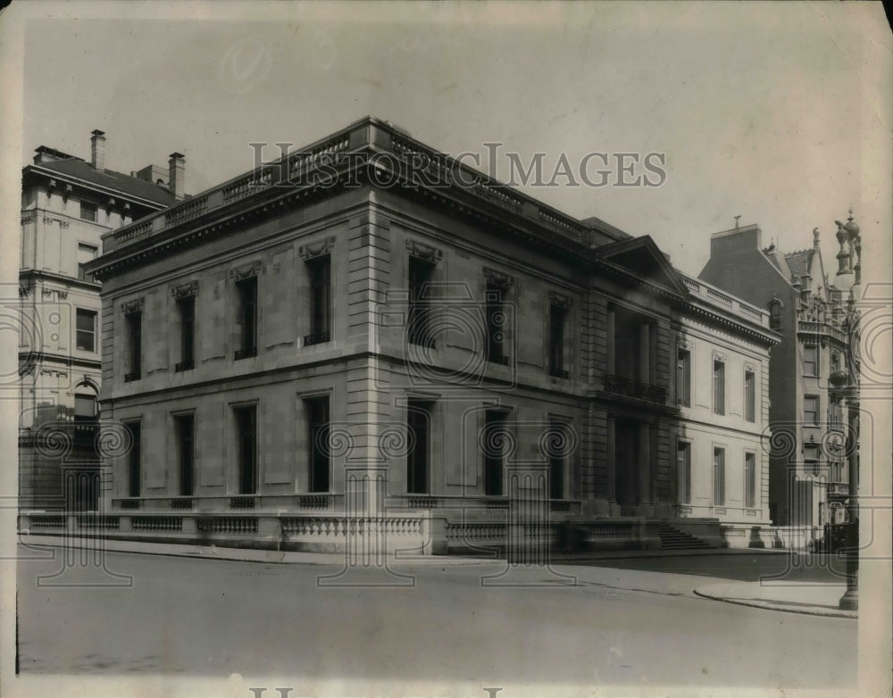 1929 Press Photo Home of Mrs. Duke - nea26974