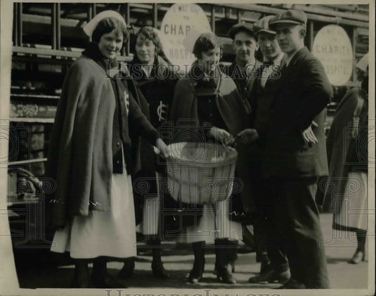1926 Press Photo Nurses collecting Charity Hospital Donations - nea27444