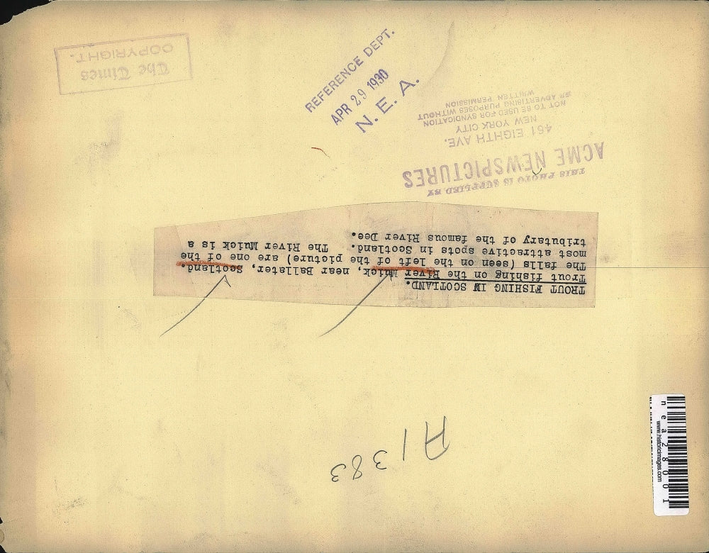 1930 Press Photo Trout Fishing On River Muick Near Ballater, Scotland