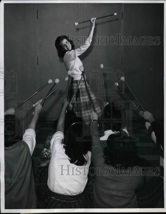 1961 Press Photo Calif. majorettes, Joann at Lincoln HS - nea29032