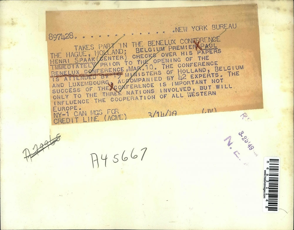 1949 Press Photo Belgium Premier Paul Henri Spaak (Center)at Benelux Conference.