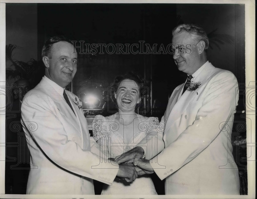 1939 Press Photo Ohio Governor. John Bricker,CZol R Beightler & bride