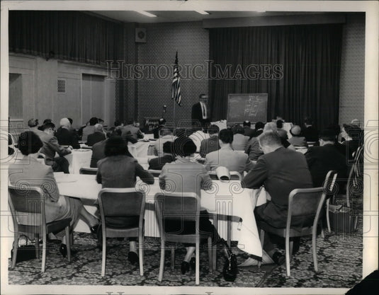 1955 Press Photo CPA Attend School Income Tax at Hotel - nea33423
