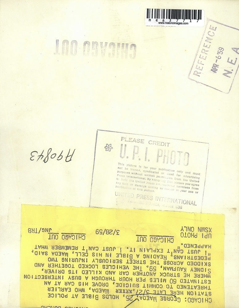 1959 Press Photo George Maeda Holds Bible At Police Station After Arrest