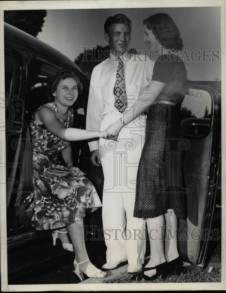 1938 Press Photo Frances Lee Heck, Roderic Edson & Betty Piper - nea37745