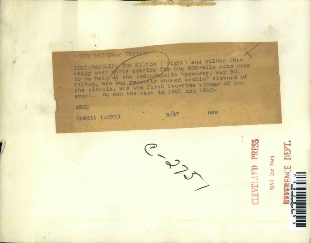 1949 Press Photo Tom Milton & Wilbur Shaw Looking at Early Entries Indianpolis