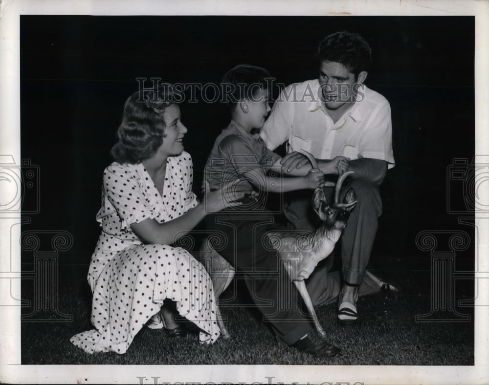 1941 Press Photo Billy Conn, bride Mary Louise Smith, Joey Jacobs, 5- Historic Images