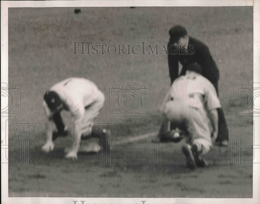1938 Press Photo New York Yankees Shortstop Frank Crossetti During Game