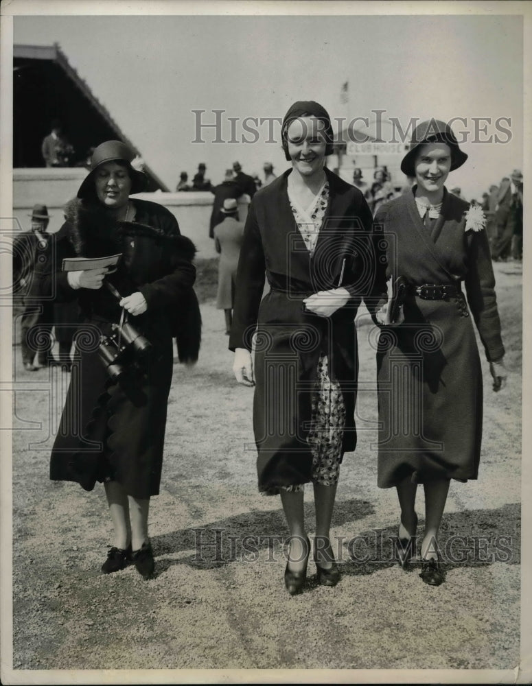 1931 Press Photo Socialites at United Hunts Meeting - nea47678