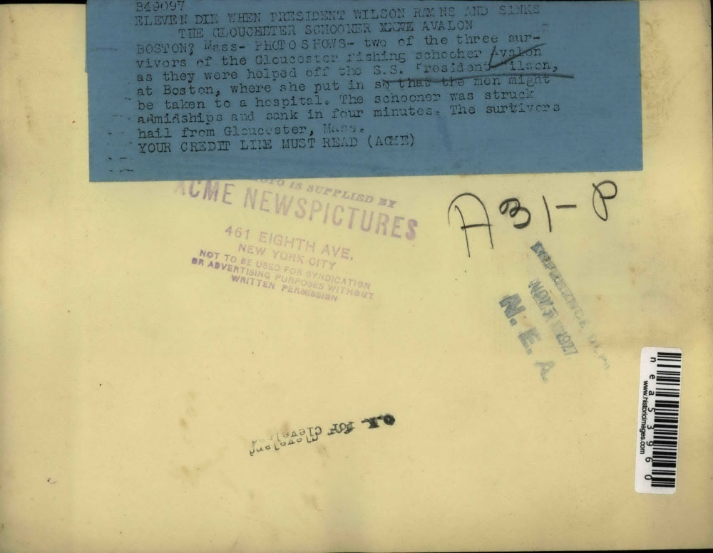 1927 Press Photo 2 Survivors Of The Glucoster Fishing Schooher Avalon Ship