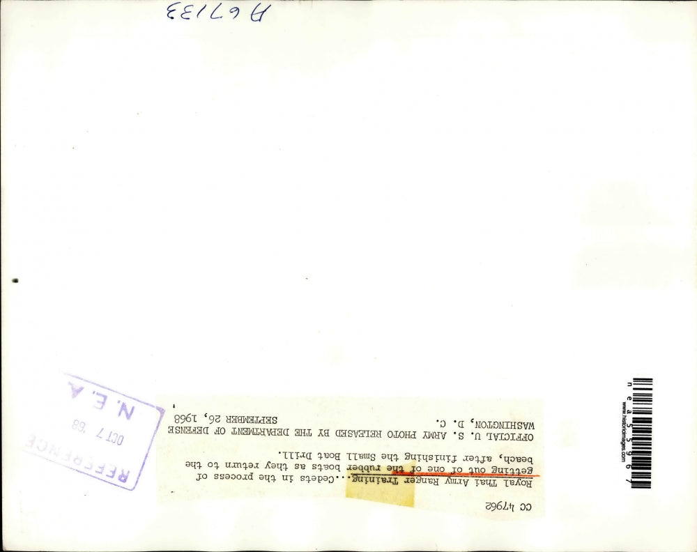 1968 Press Photo Thai Soldiers In Small Boat Drill Training At US Army Base