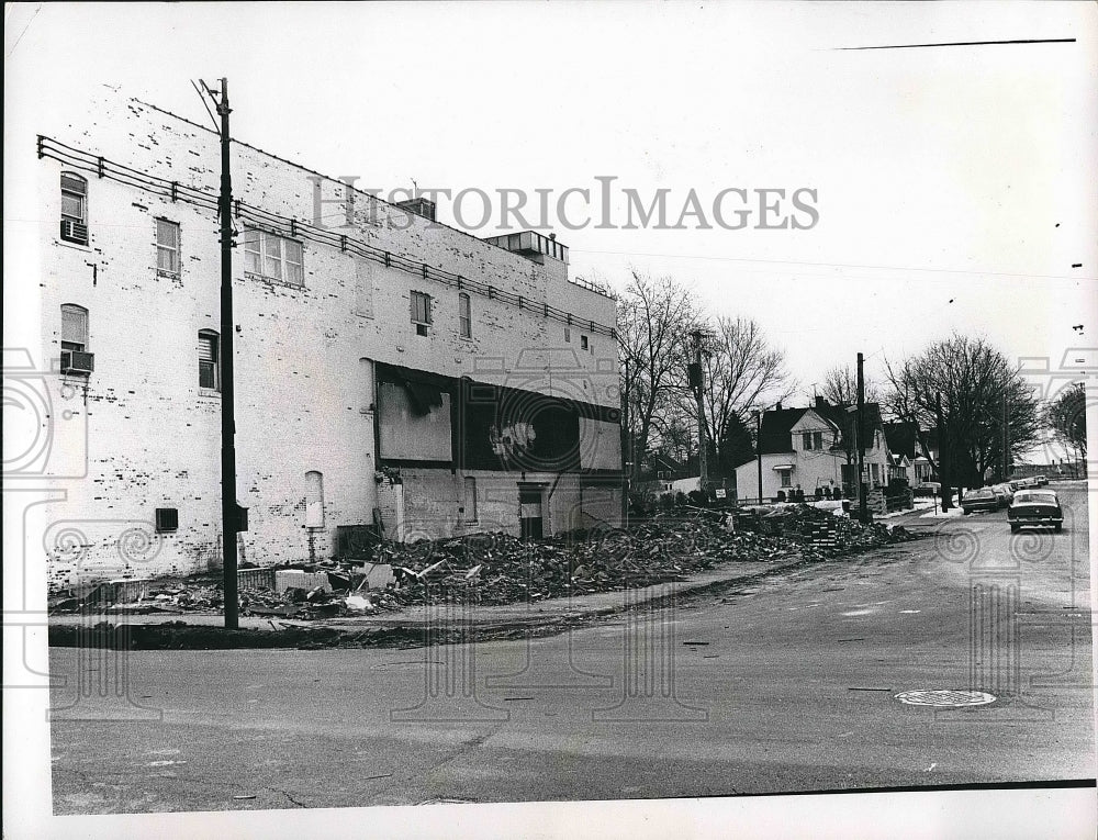 1968 Press Photo Former Carrier Realty Office