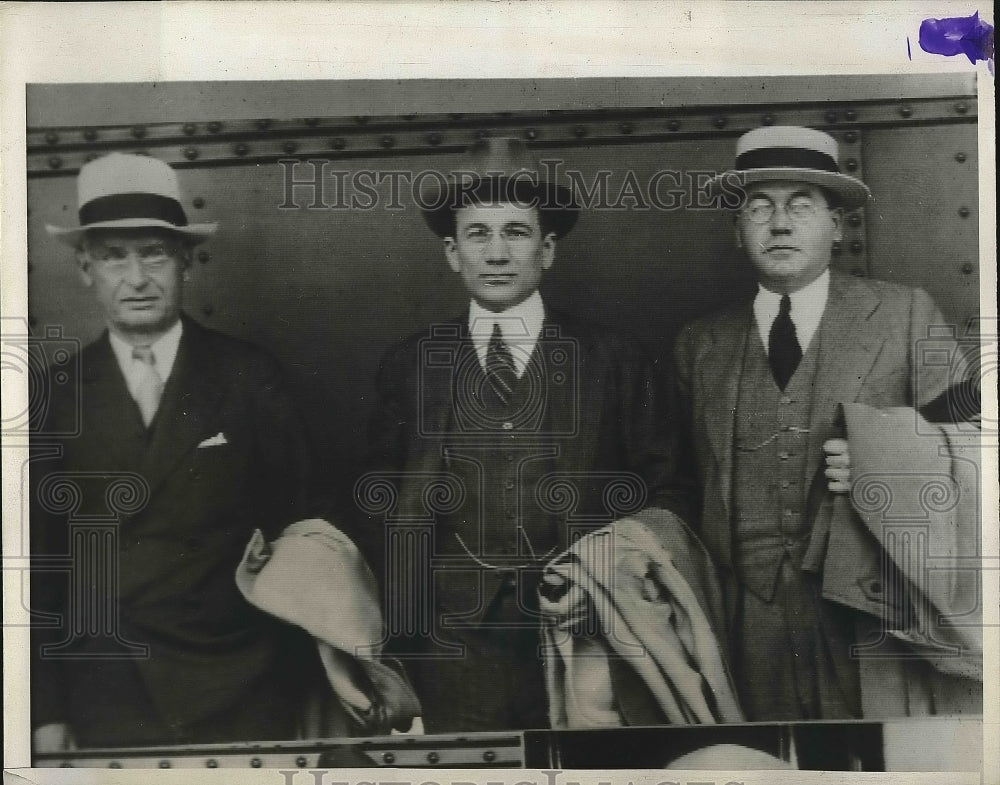 1932 Press Photo New York Republican Delegates Arrive at Convention - nea62429