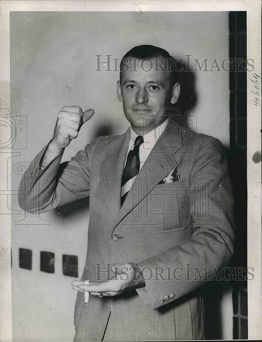 1937 Press Photo Silas Huffman Hershey Pennsylvania Chocolate