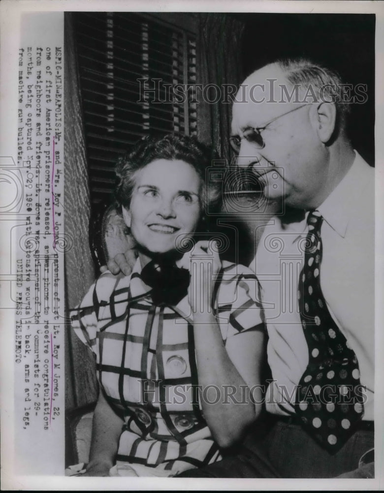 1953 Press Photo Mr. and Mrs. Roy Jones, Parents of Released American Prisoner- Historic Images