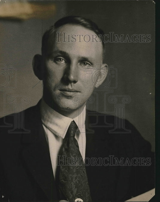 1919 Press Photo W.W. Smith, Y.M.C. A. Apartment Secretary.