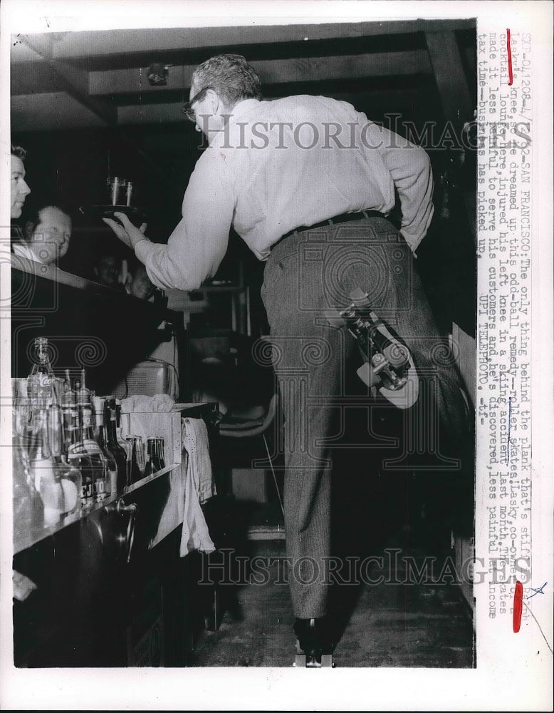 1962 Press Photo San Francisco, Ca. Ralph Lasky on roller skates