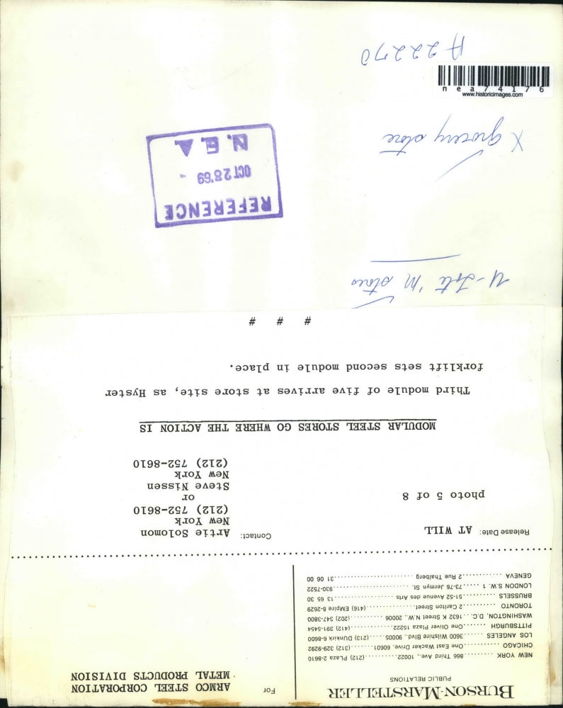 1969 Press Photo Assembly location for mobile convenience store - nea74176