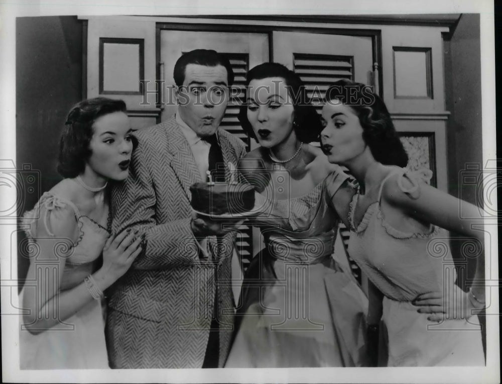 1954 Press Photo Randy Merriman & Bess Myerson stars of "The Big Payoff"