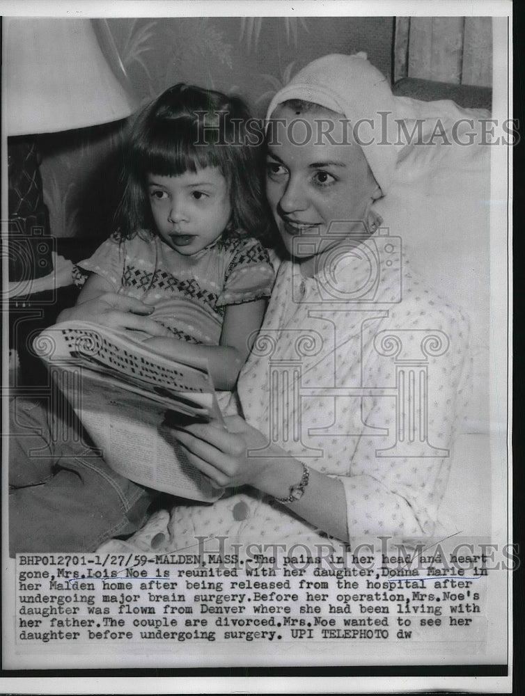 1959 Press Photo Mrs. Lois Noe with her daughter Donna Marie