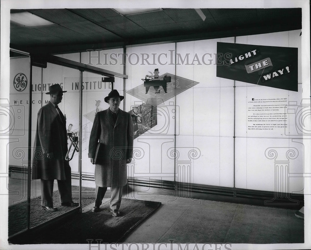 1951 Press Photo New Decorations Adorn Entrance To GE Lighting Institute- Historic Images