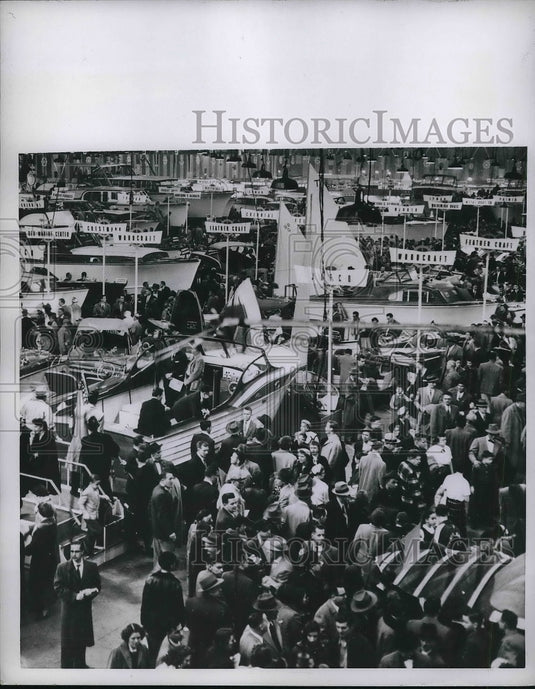 1956 Press Photo Crowds at Motor Boat Show in New York - nea95195