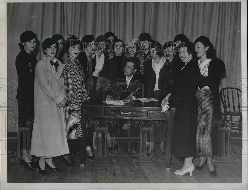 Load image into Gallery viewer, 1933 Press Photo Attorney James O'Hare Appointed Guardians For San Francisco
