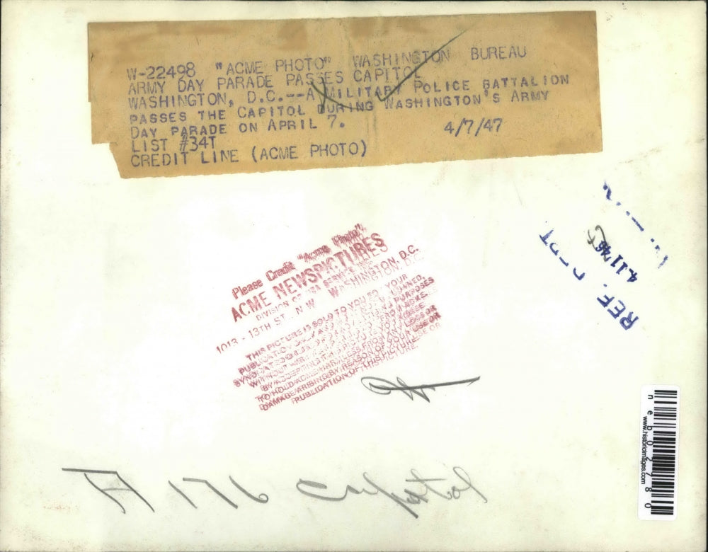 1947 Press Photo Army day parade passes the Capitol in Wash. D.C.