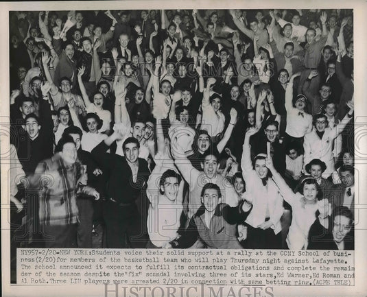 1951 Press Photo Students of CCNY School of Business