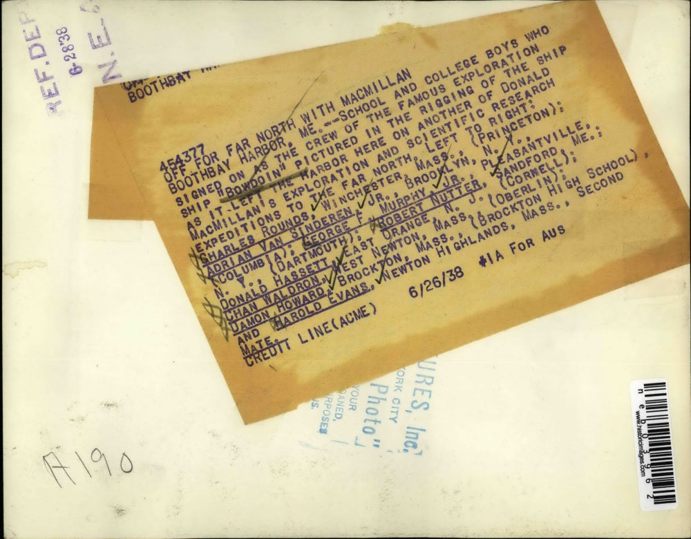 1938 Press Photo Crew of Exploration Ship Bowdoin in Boothbay Harbor, Maine