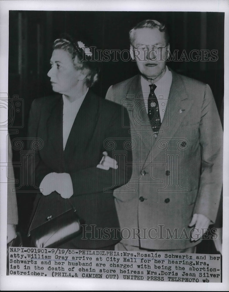 1955 Press Photo Mrs. Rosalie Schwartz, Attorney William Gray at City Hall