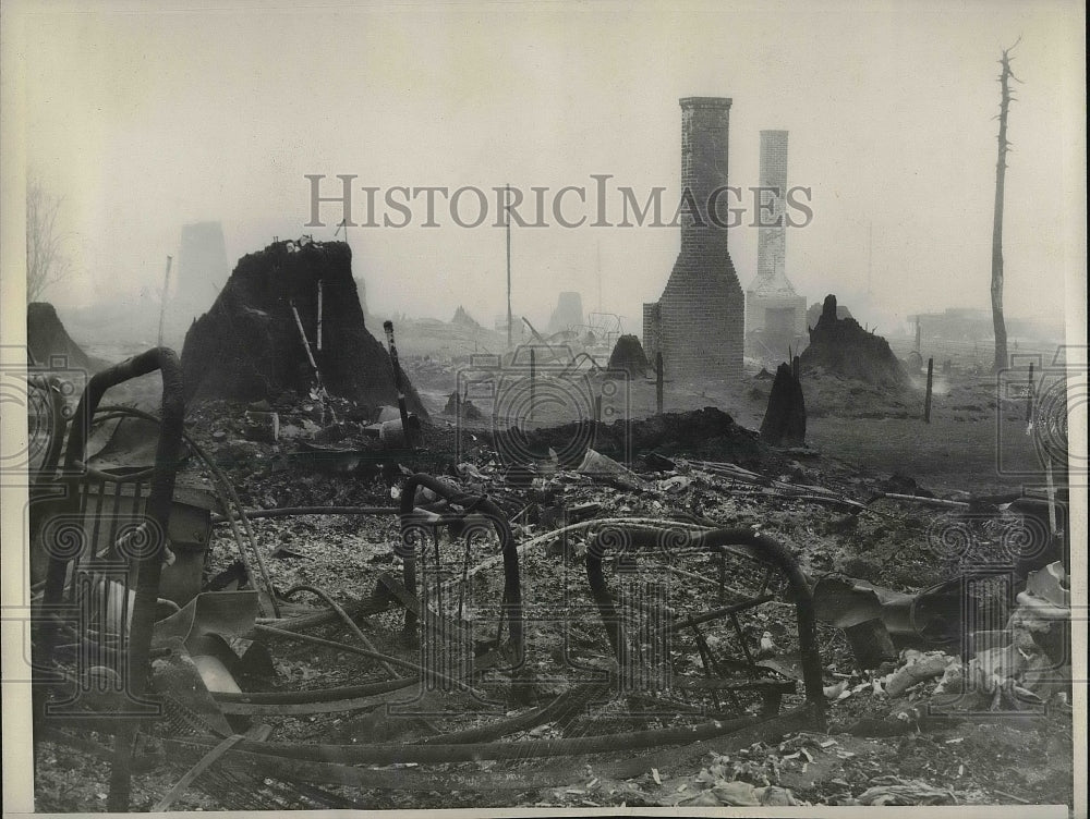 1932 Press Photo Ruined Buildings In Cochran, OR After Forest Fires Put Out