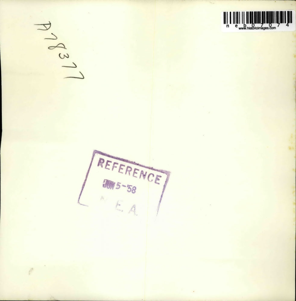 1958 Press Photo Rebel at the side of Skirmish with Lebanese Troops in Lebanon.