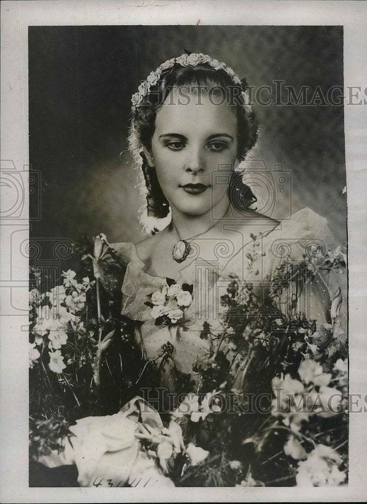 1938 Press Photo Mary Galloway elected to rule over May Day exercises