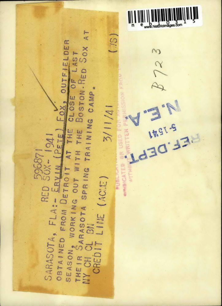 1941 Press Photo Detroit Tigers Outfielder Ervin Fox During Spring Training Camp