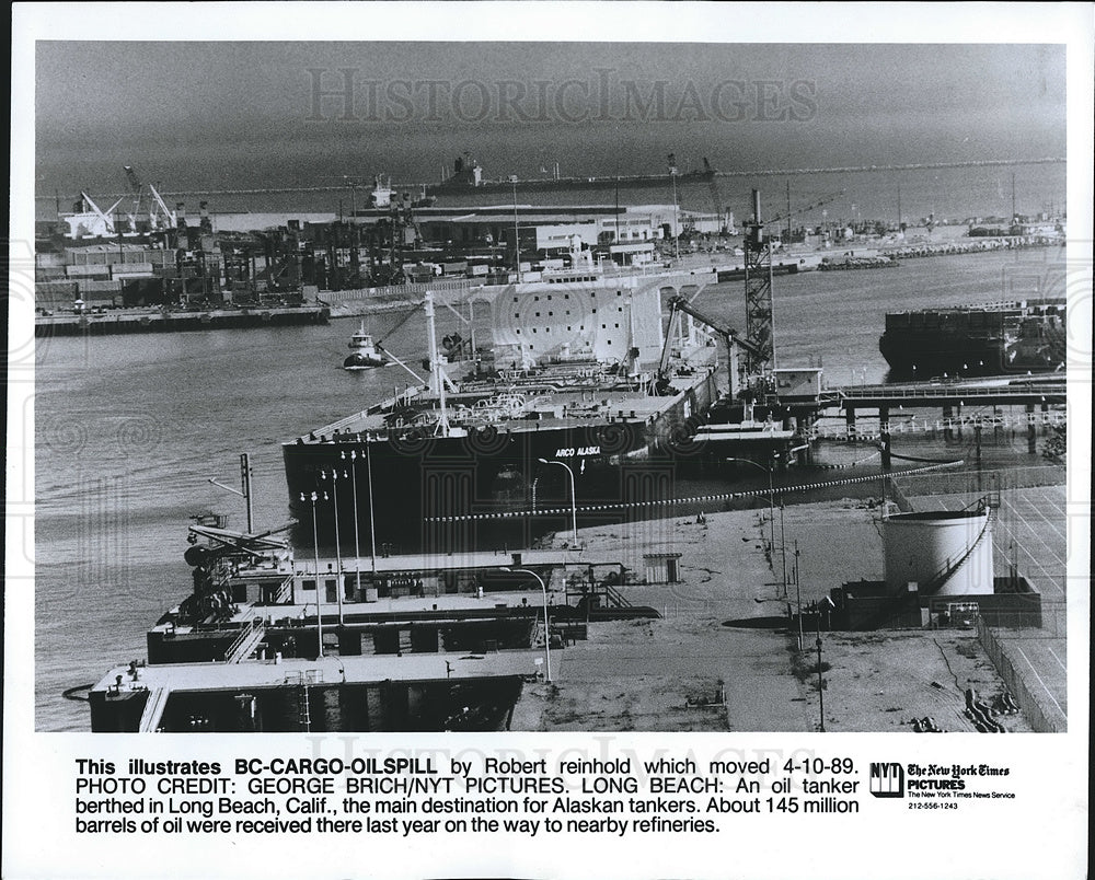 1989 Press Photo Oil Tanker Berthed in Long Beach, CA - neb11432- Historic Images