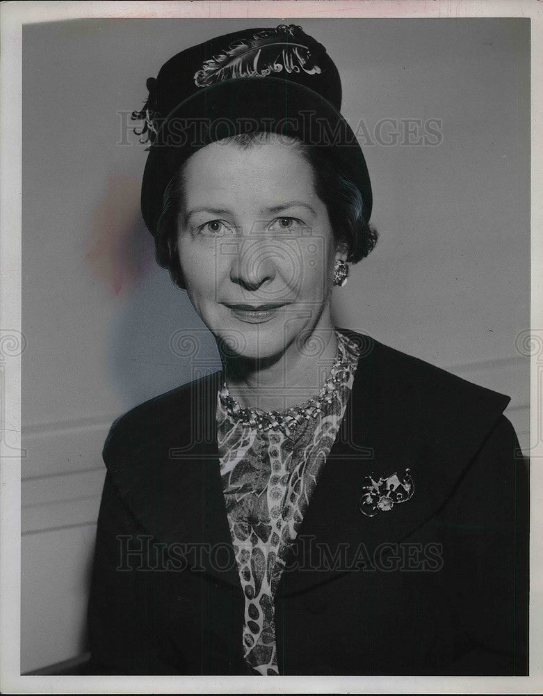 1961 Press Photo Mrs Clarence Carlin for Cancer Crusade- Historic Images