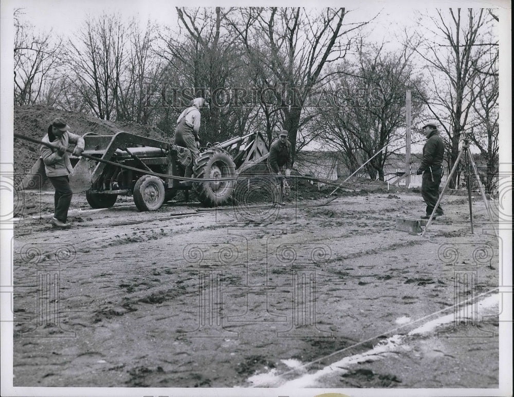 1960 Press Photo Bath House Servey at recreation park - neb12488